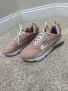 Women’s Nike Air Max 2090 C/S